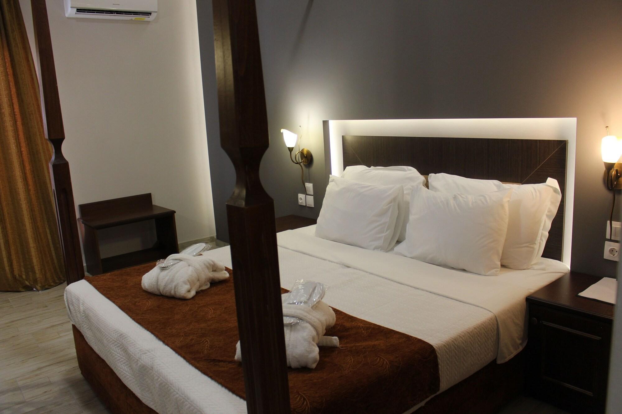 Boutique Paralia Katerinis