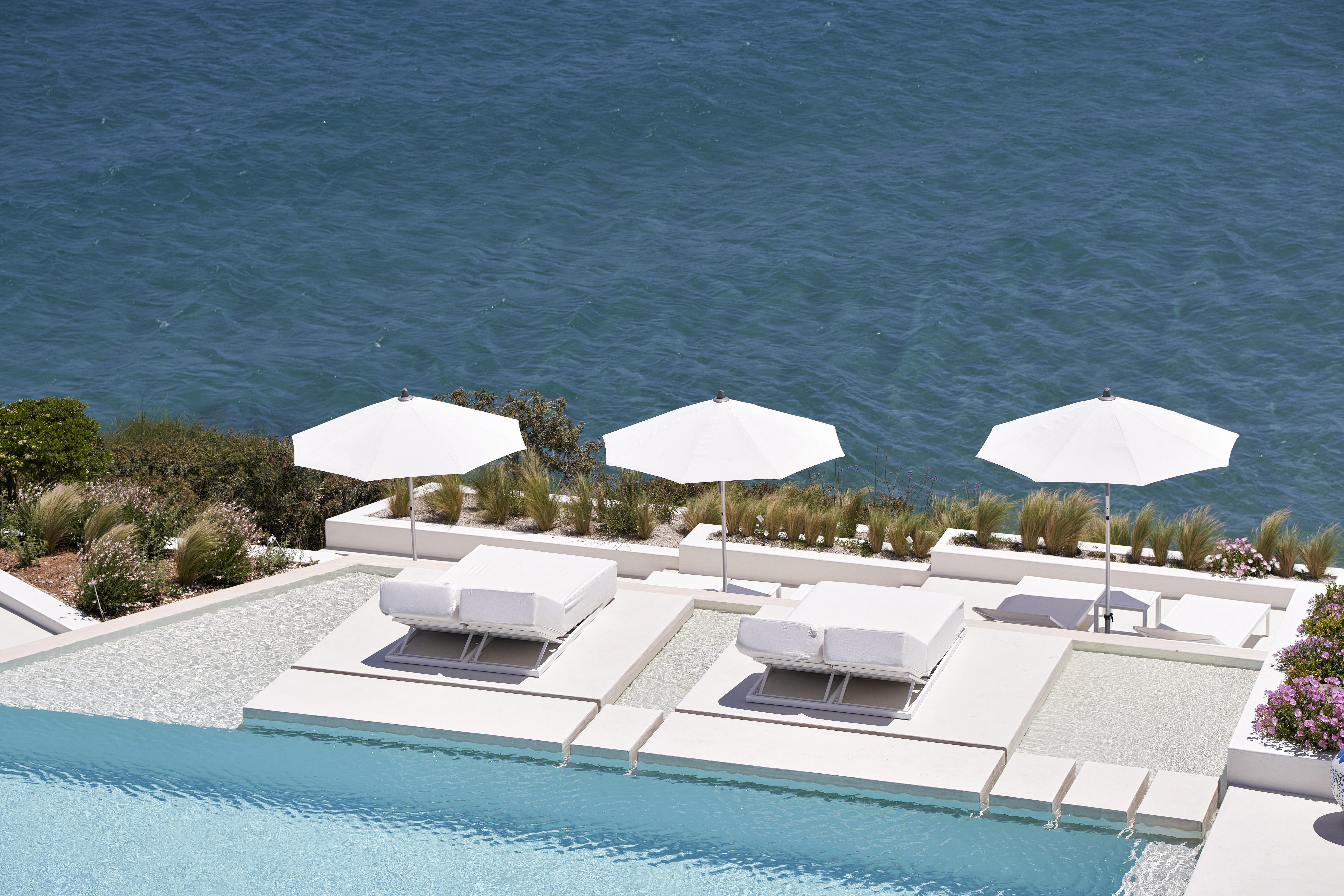 Hotel The Island Concept Luxury Boutique Heated Pool