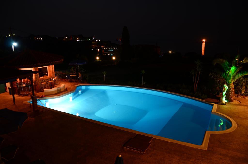 Marina-anna Aparthotel 3*
