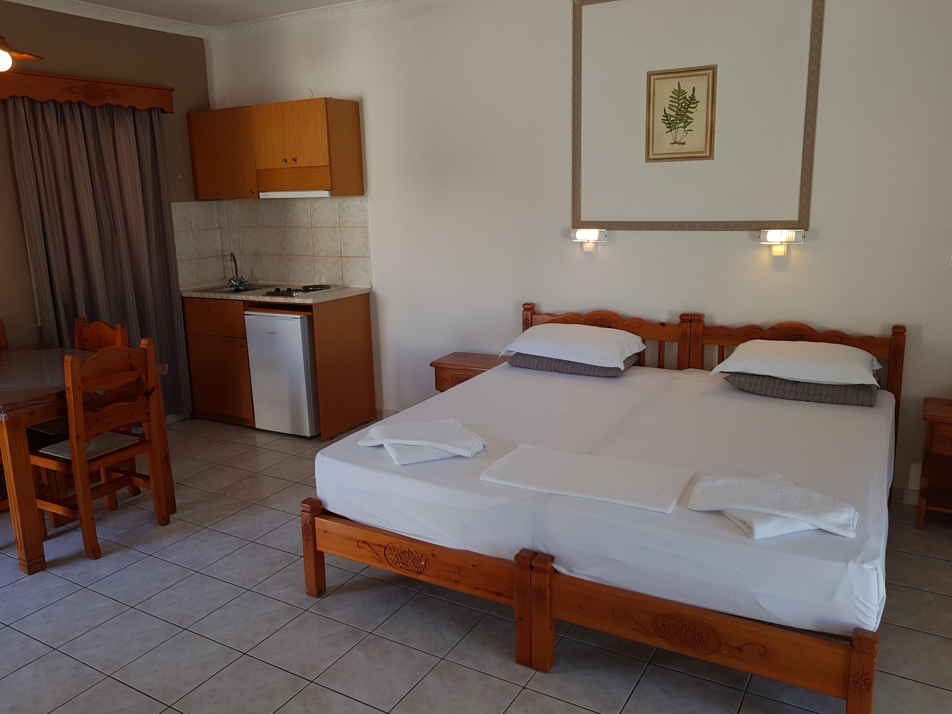 Marina Bay Aparthotel Ratzaklion
