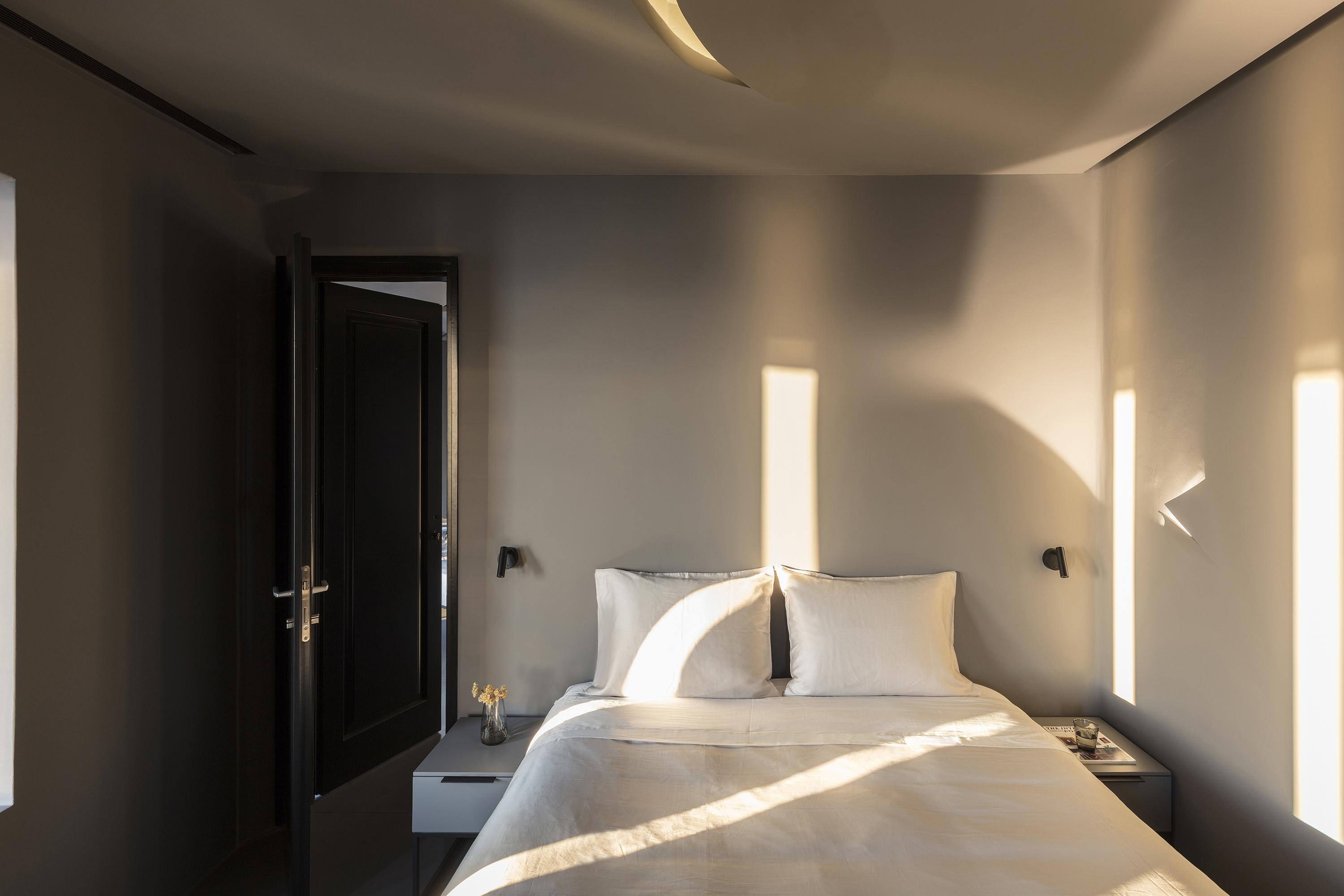 Kivotos Santorini 5*
