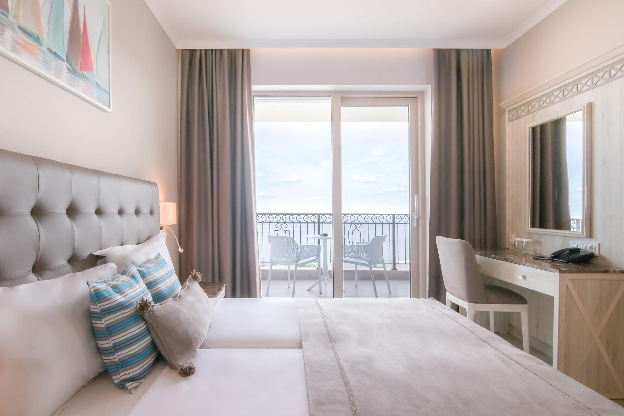 King Maron Wellness 4*