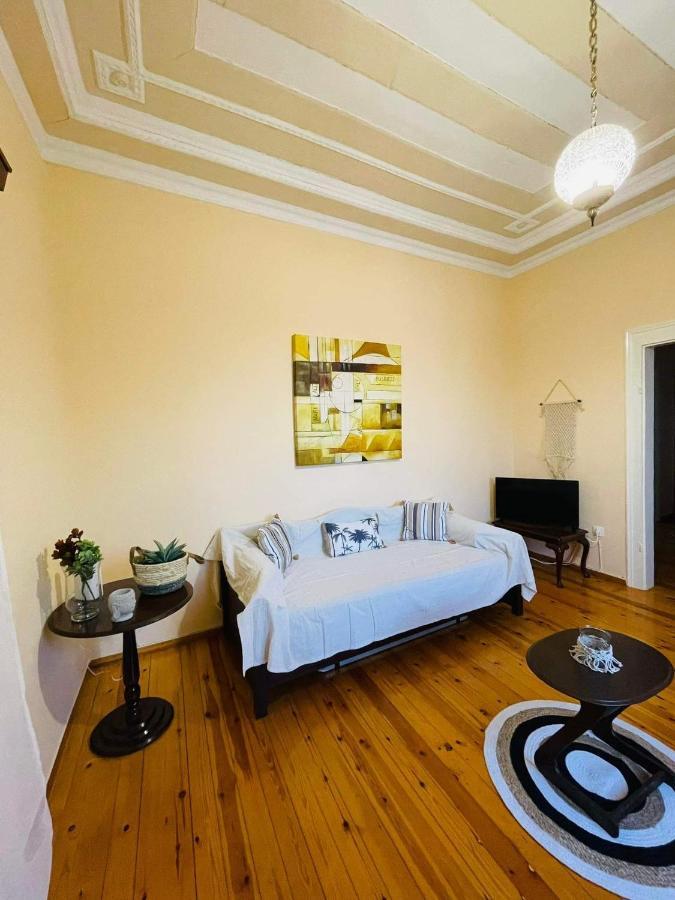 Casa De Pera Holiday home *