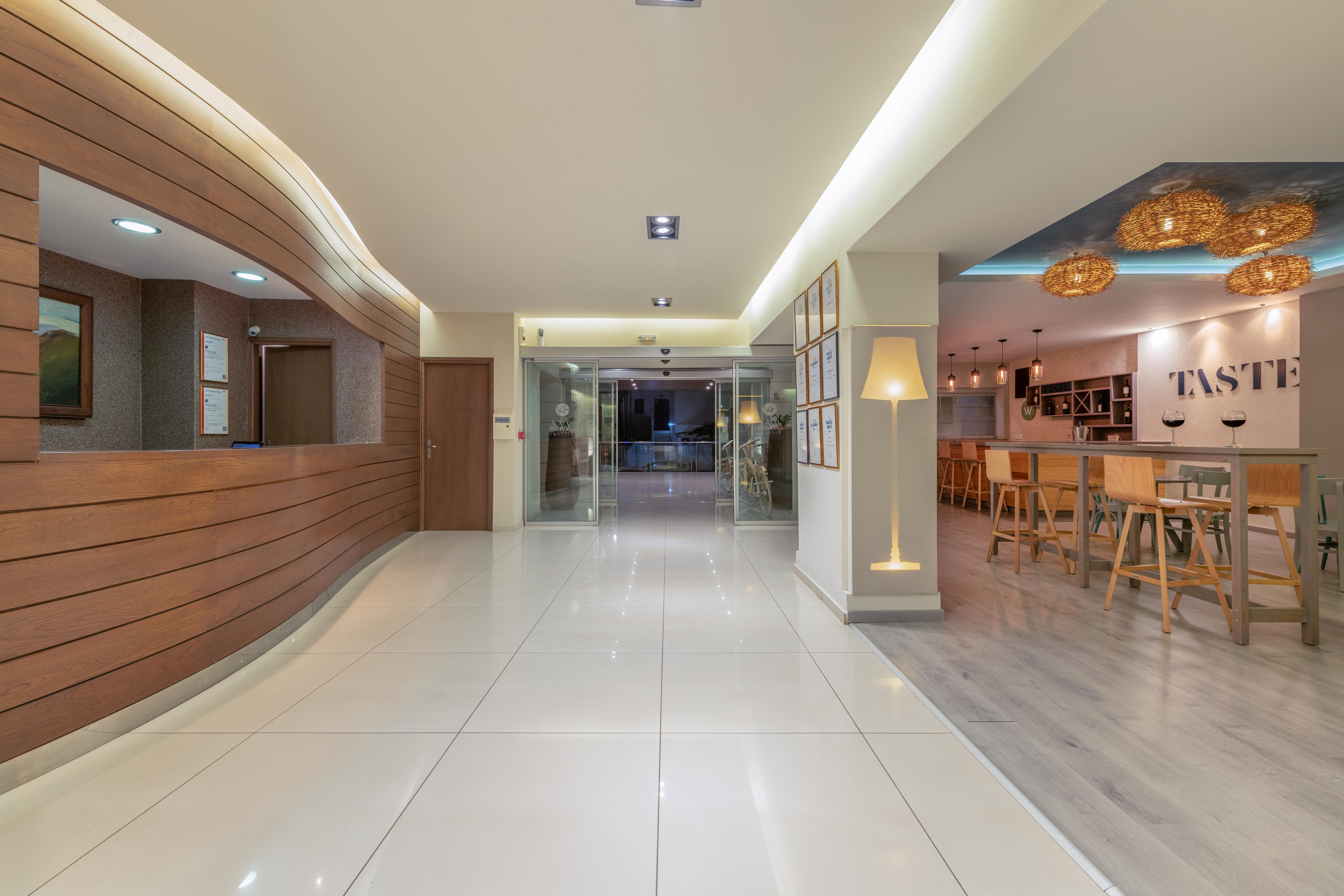 Iolida Village Water Park Hotel Agia Marina (Crete)
