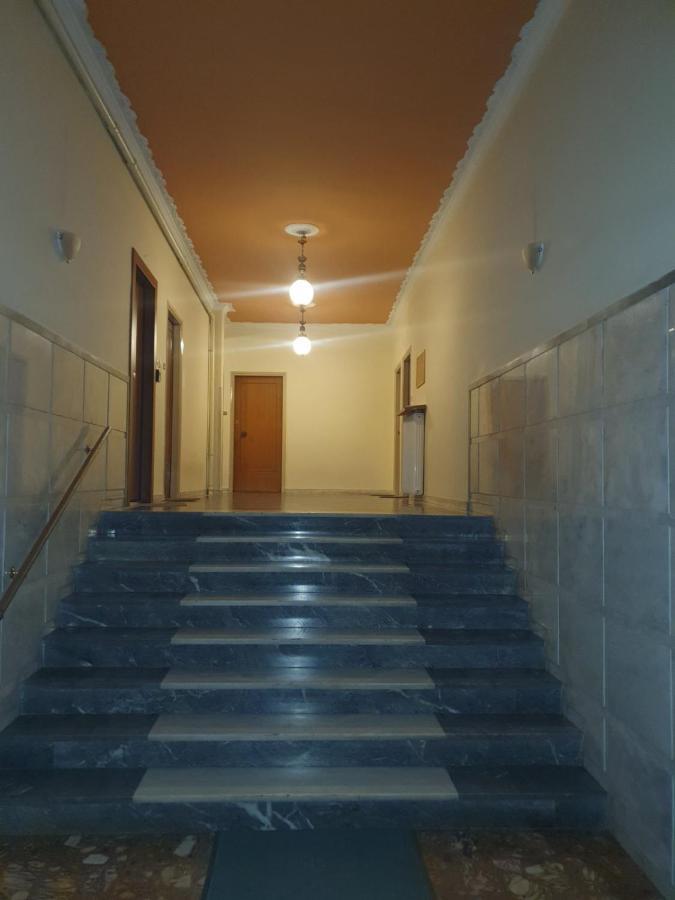 Apartment Success's *