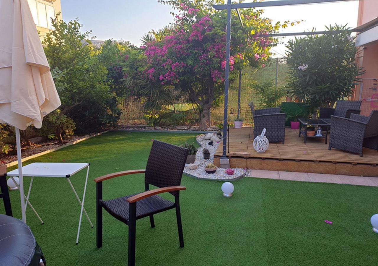 Mari Apps, Gournes, Gouvon,crete,heraklion * Heraklion (Crete)