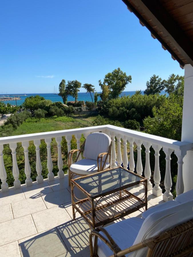 Rosa Seaview Loft Apartment