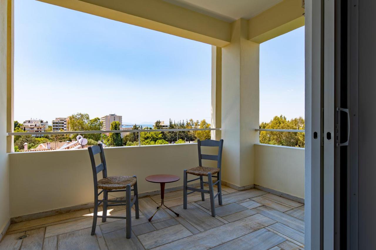Spacious In Kavouri * Athens