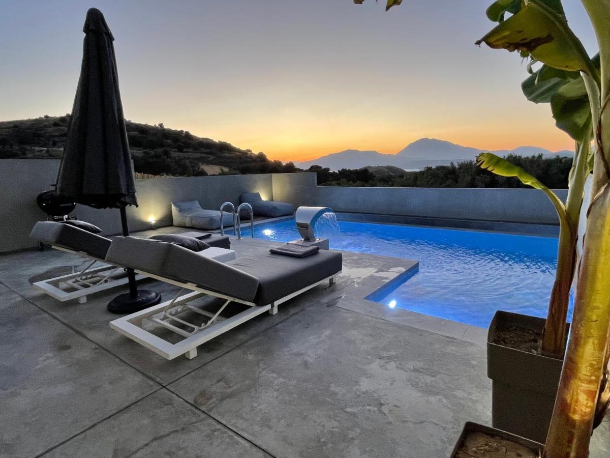 Marnos Luxury Villa Kamilari