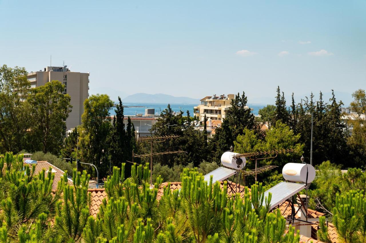 Spacious In Kavouri Apartment Athens