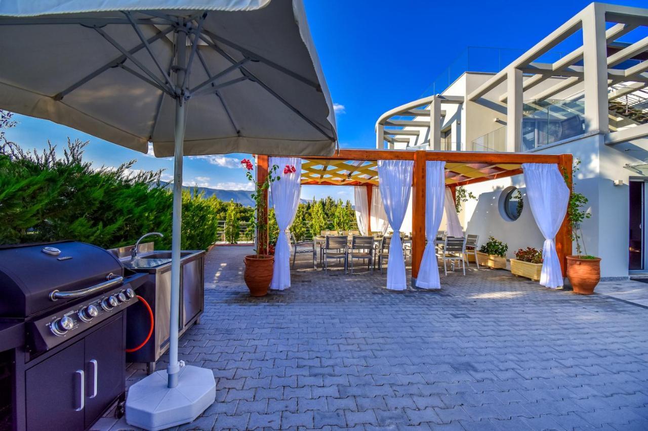 Five Stars Villa