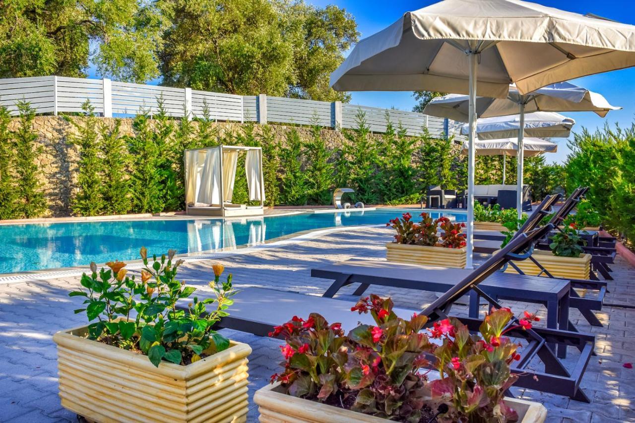 Five Stars Villa *