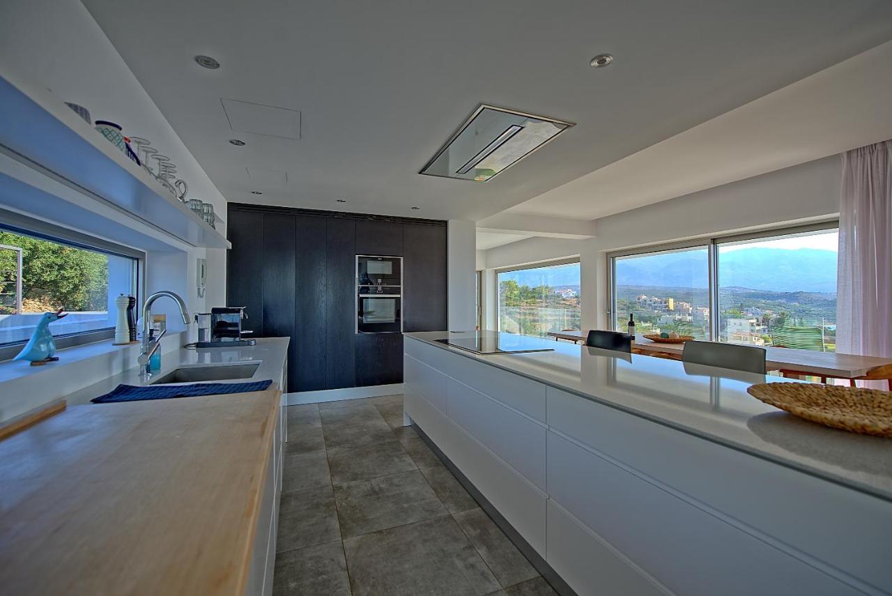 Bluewhite - Luxury In Crete By Posarellivillas Villa