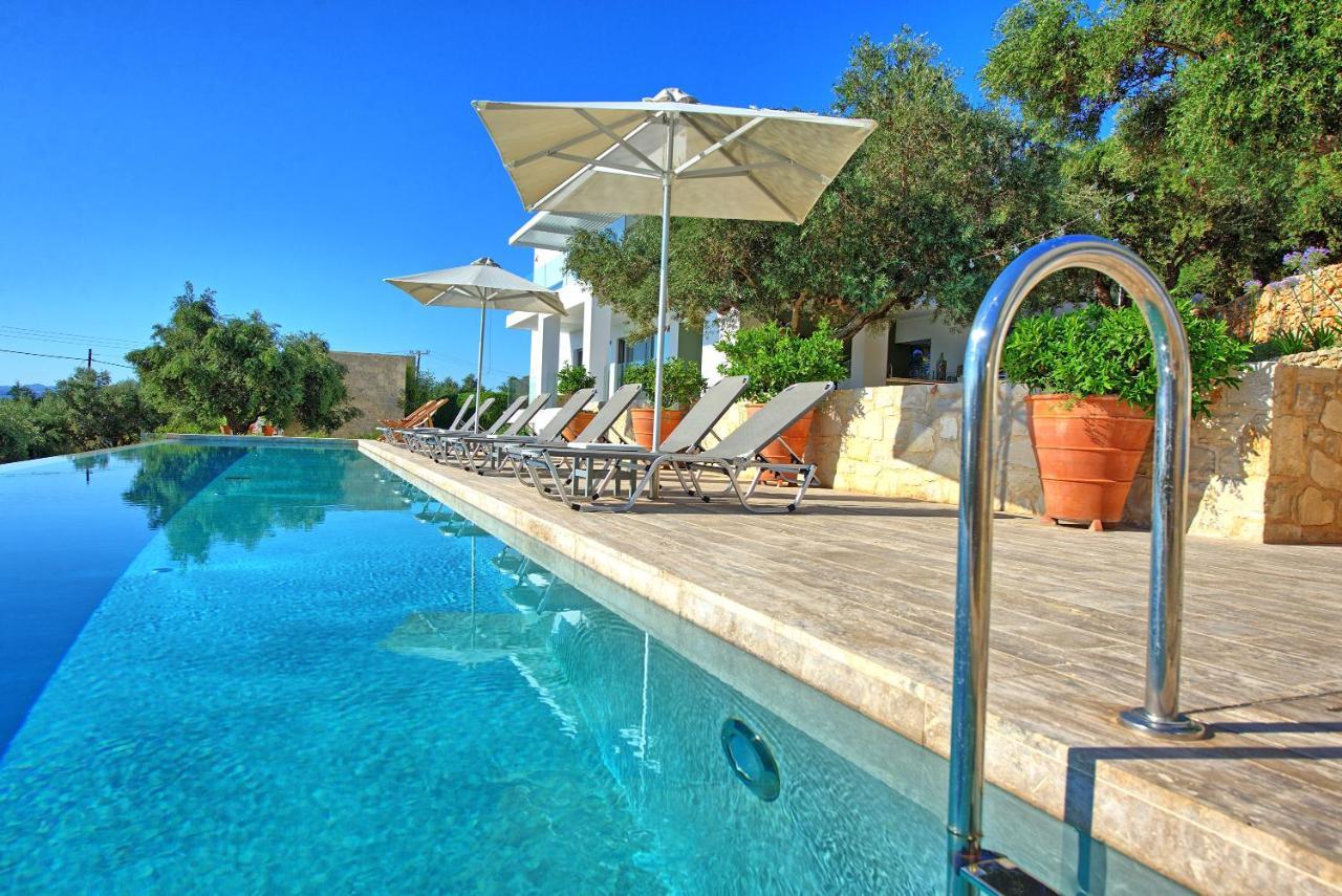 Bluewhite - Luxury In Crete By Posarellivillas Villa *