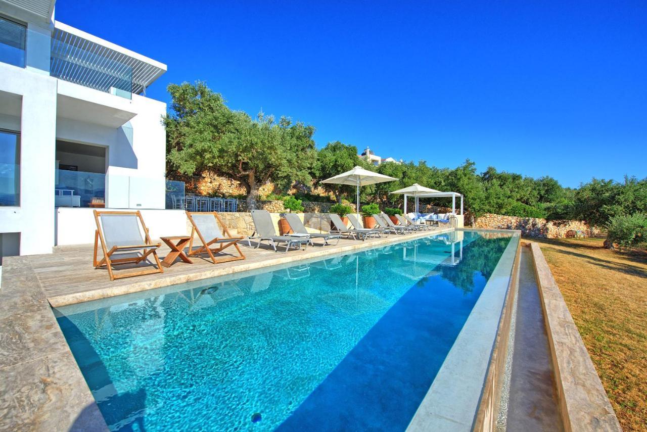 Bluewhite - Luxury In Crete By Posarellivillas Villa