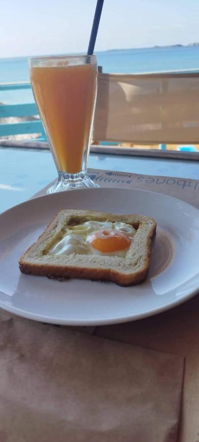 Bluetel Bed & Breakfast *