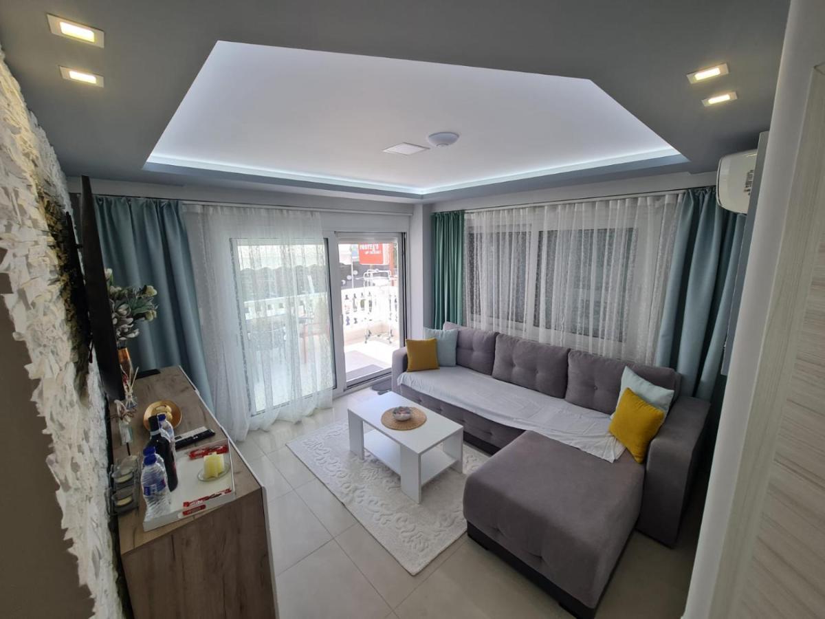 M&m Blue Luxury Apartment