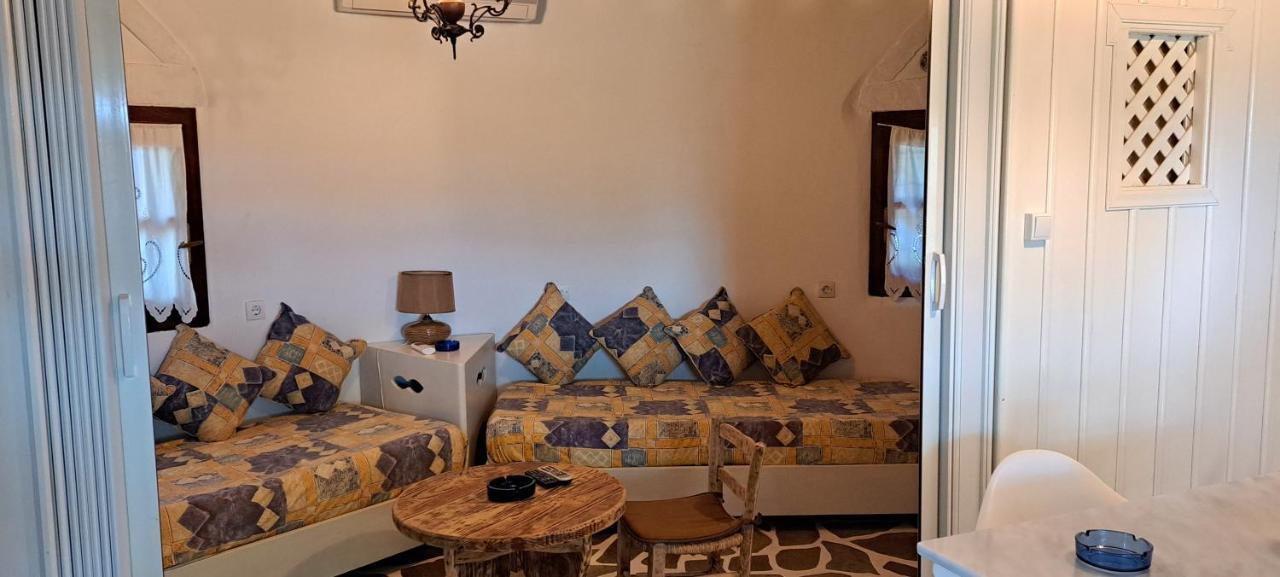Holiday home Mantalena Skyros