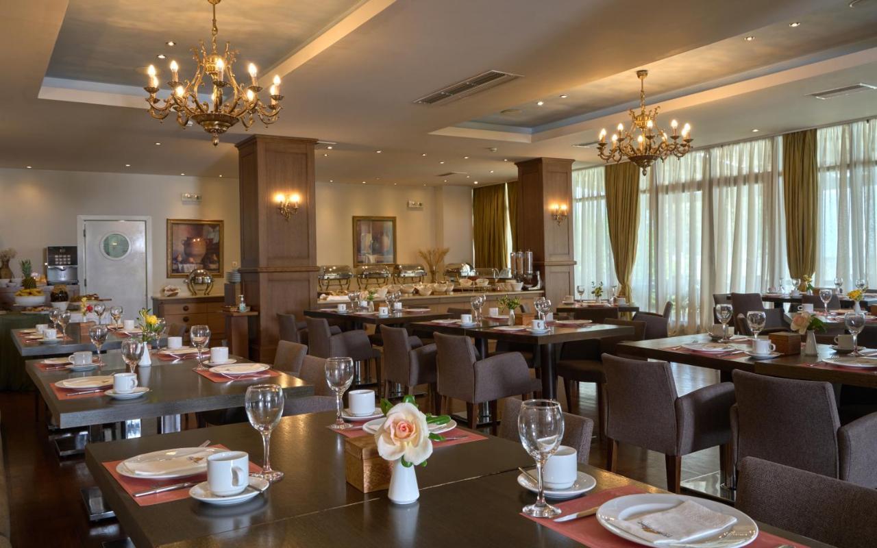 Hotel Xenia Palace 4*