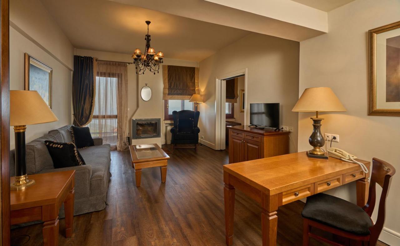 Hotel Xenia Palace 4*