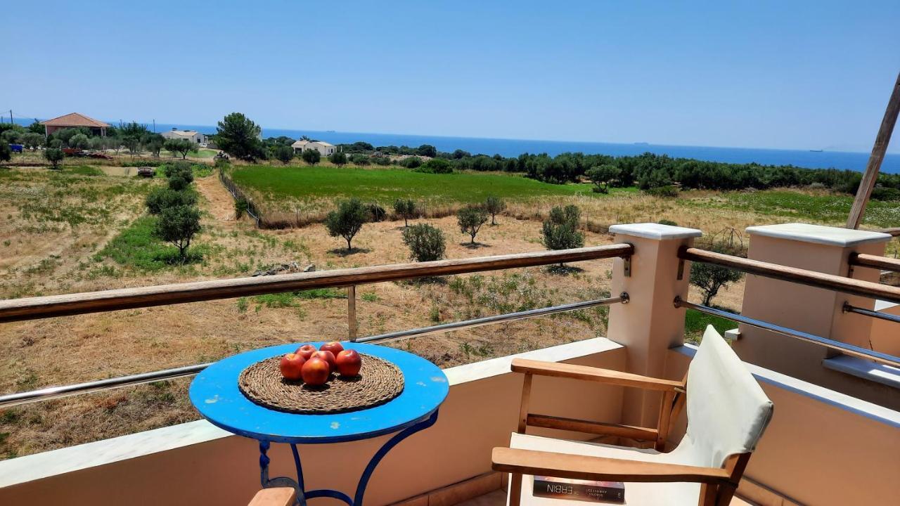 Alekos Houses-angelo *