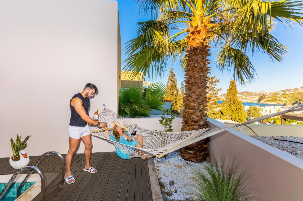 Palm Villa *