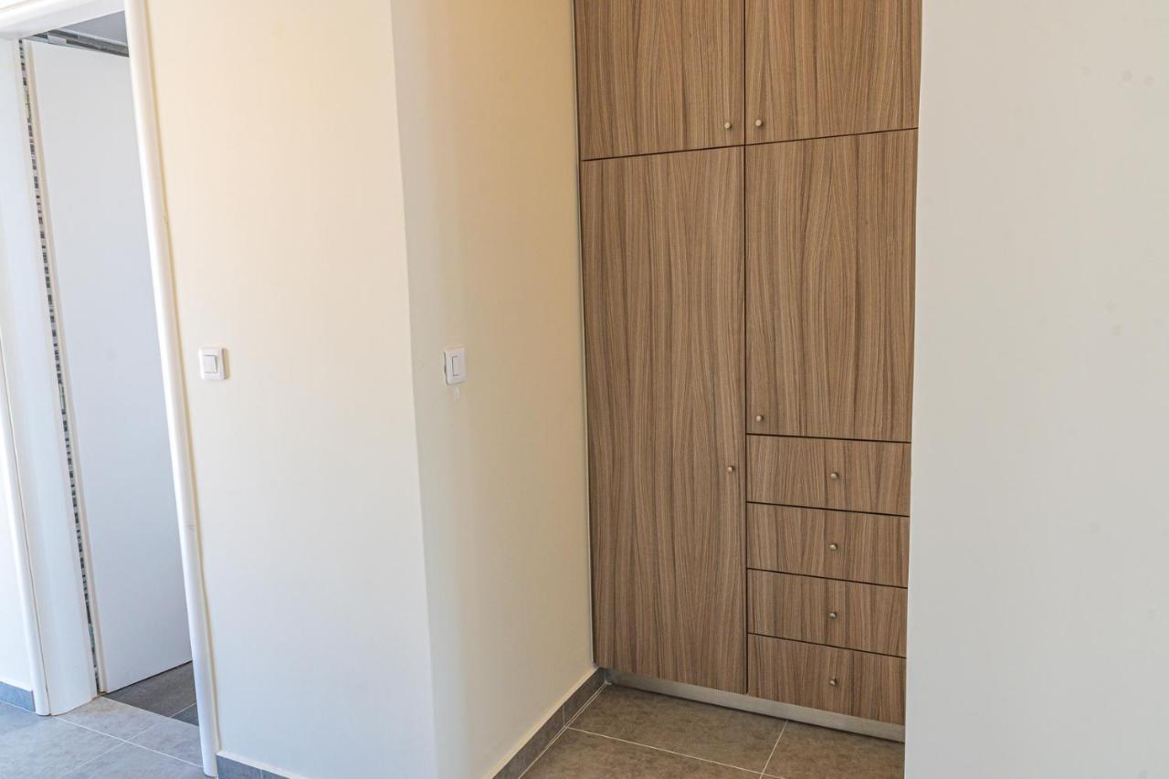 Villa Modern, Cheerful & Dream Catching In Corinth Isthmia