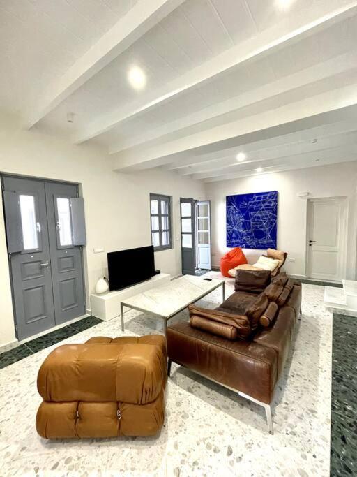 Stunning 4 Bedroom On Kastellorizo * Megisti