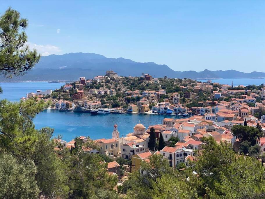 Stunning 4 Bedroom On Kastellorizo Villa Megisti