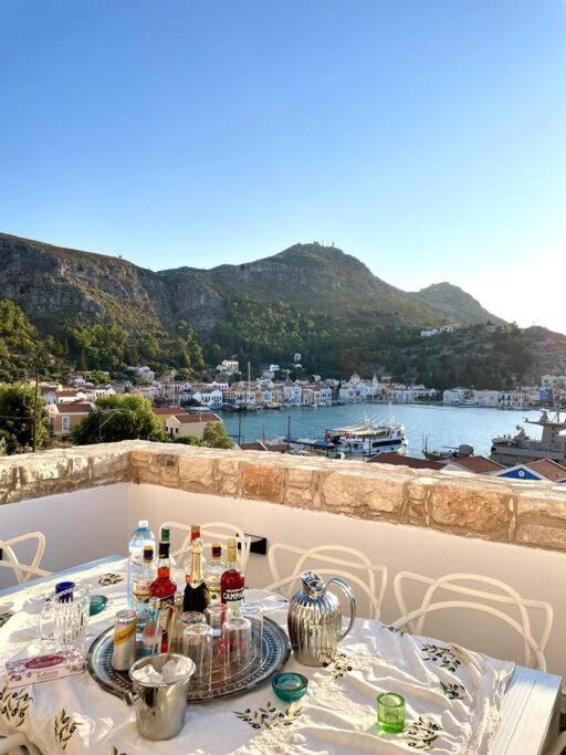 Stunning 4 Bedroom On Kastellorizo Villa Megisti