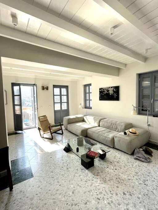 Villa Stunning 4 Bedroom On Kastellorizo