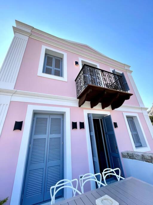 Stunning 4 Bedroom On Kastellorizo * Megisti