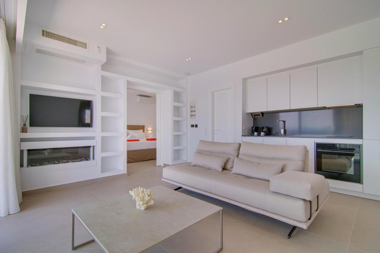 Livinghome Guest house Parga