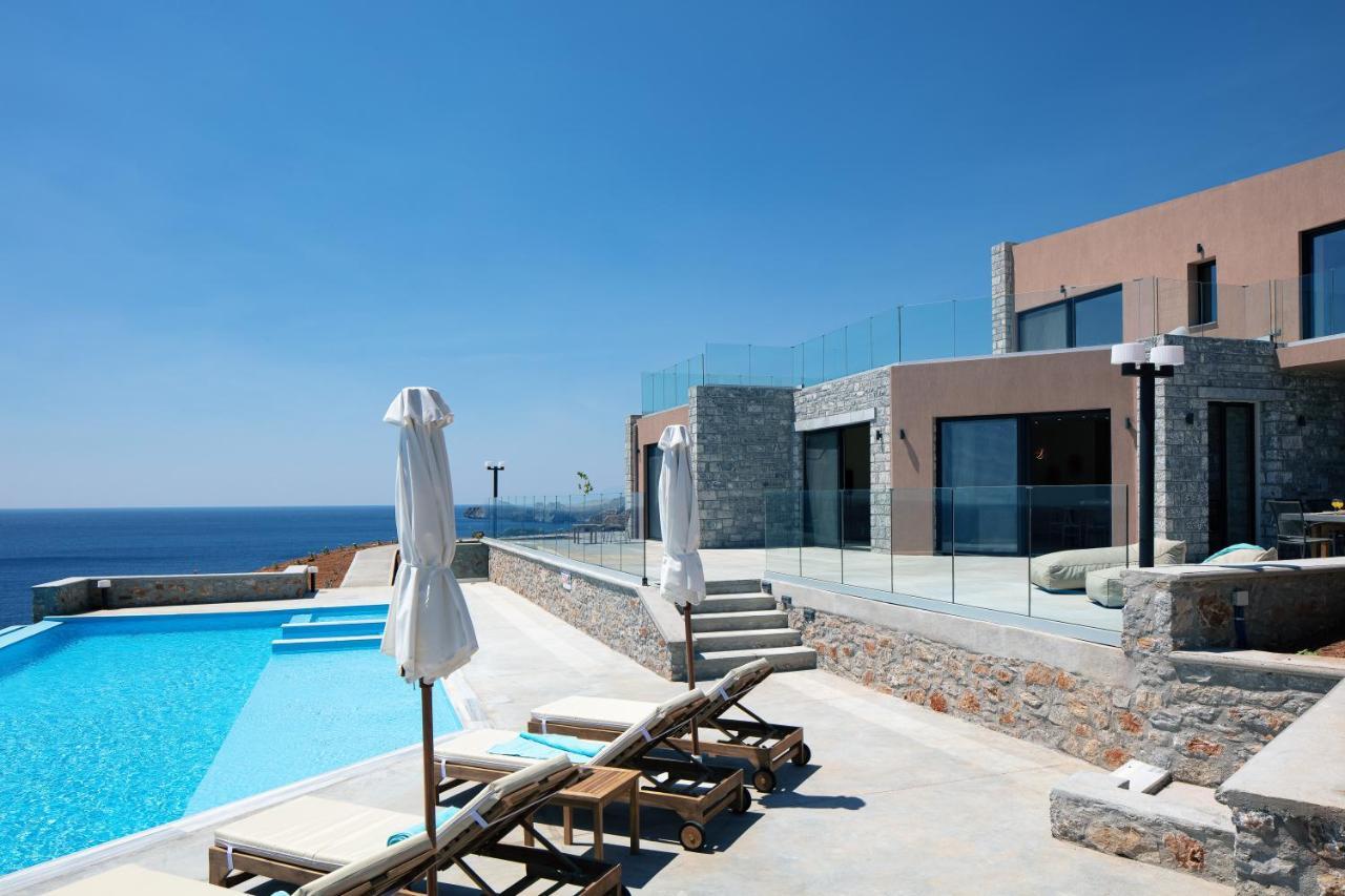 Seafront Luxury With Infinity Pool & Devine Views! * Agios Pavlos (Rethymno)
