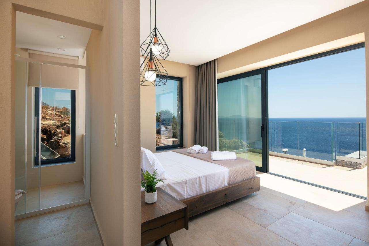 Seafront Luxury With Infinity Pool & Devine Views! * Agios Pavlos (Rethymno)