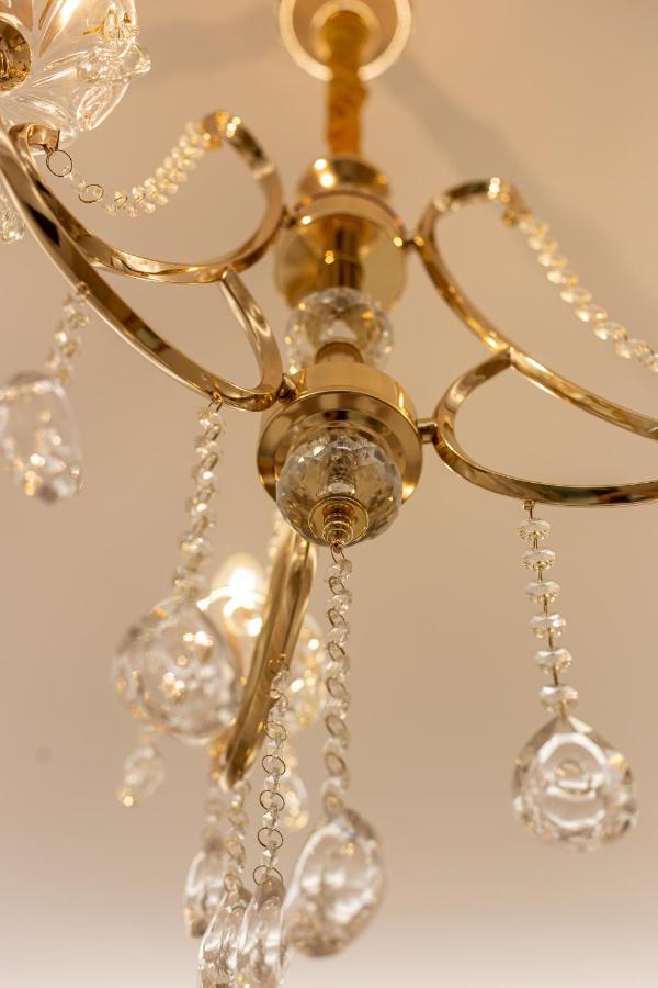 Agora Luxury Boutique