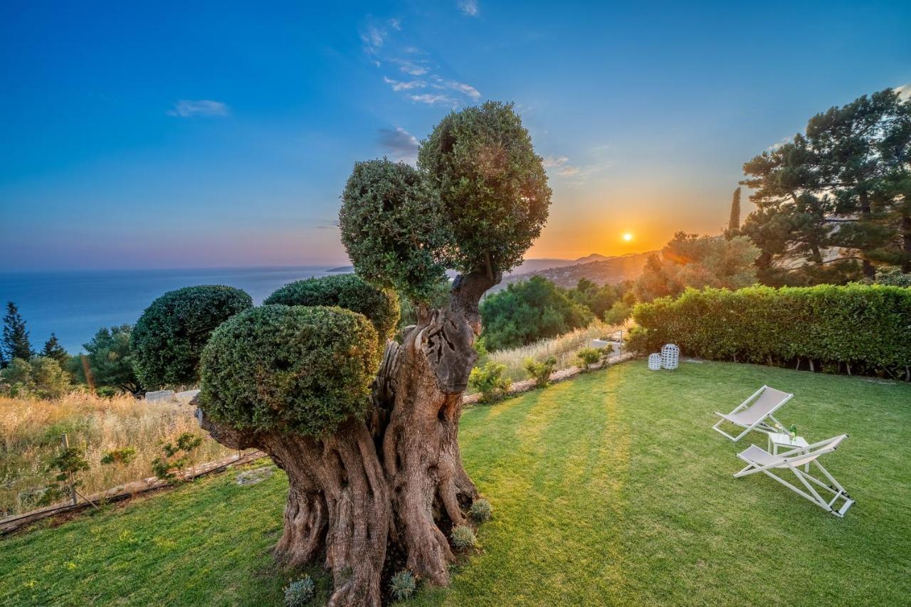 Lourdas Bay View * Simotata