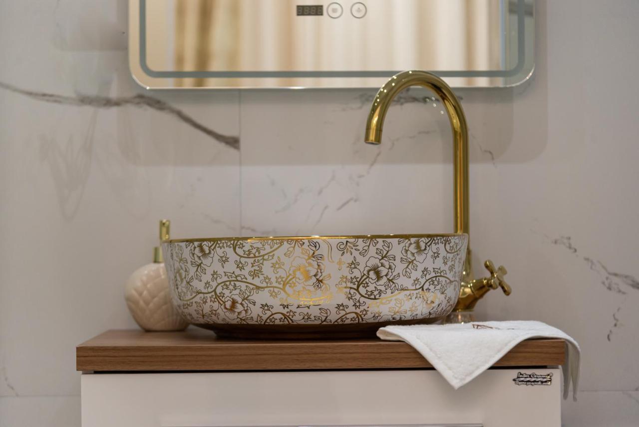 Hotel Agora Luxury Boutique 3*