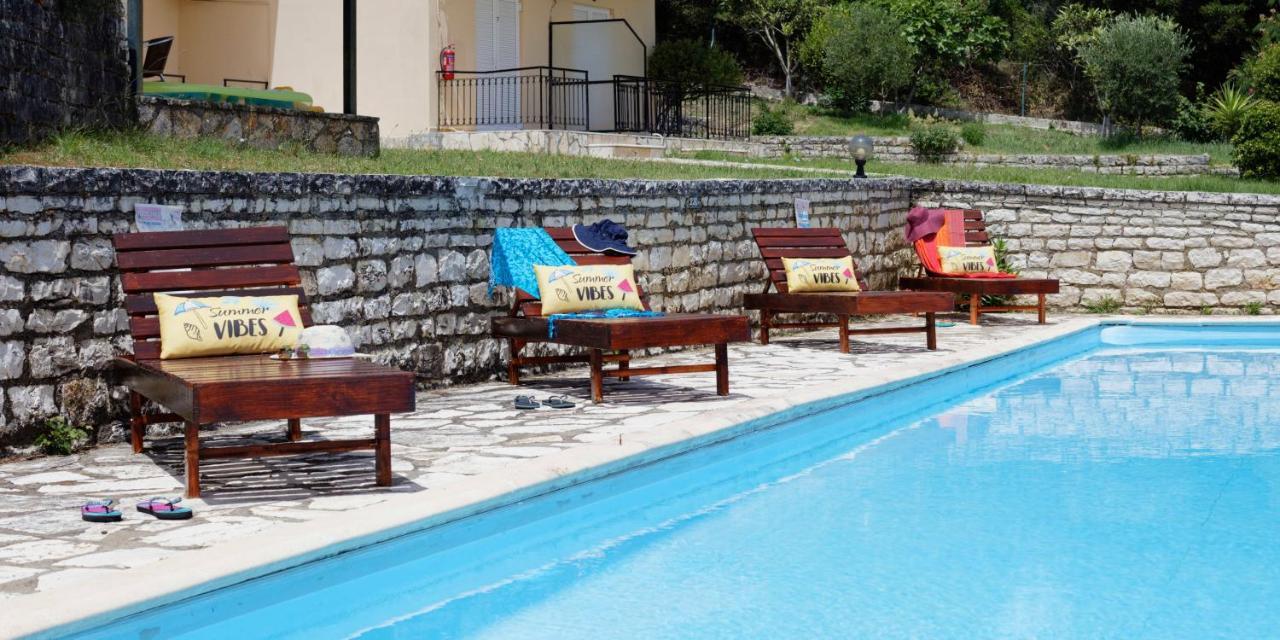 Habitat Corfu Hostel Dassia (Corfu)
