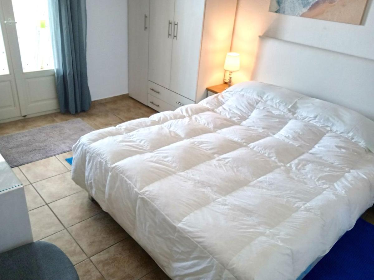 Logaras Seaview Apartment Logaras