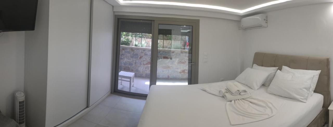Irida Aparthotel