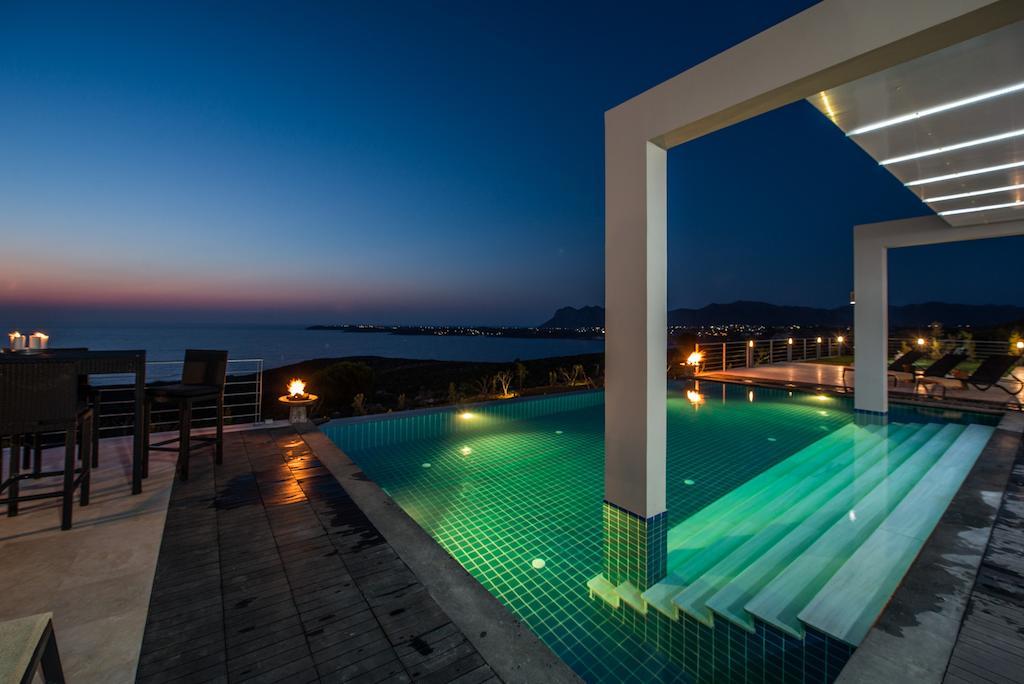 Martin Villa Kalathas
