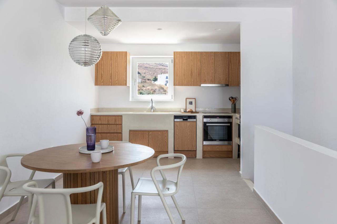 Holiday home Citadela Paros Molos - Beachfront Maisonette With Plunge Pool