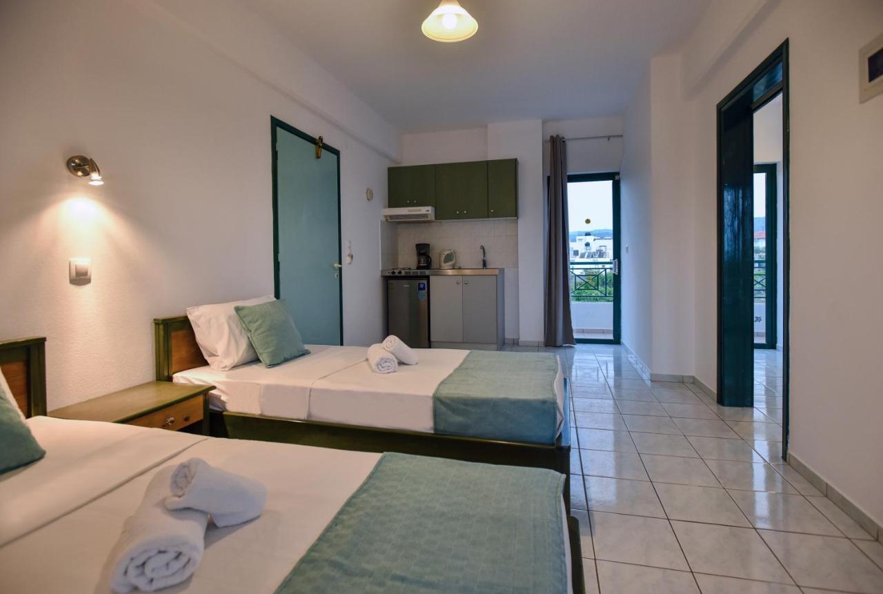 Maria Apts Aparthotel