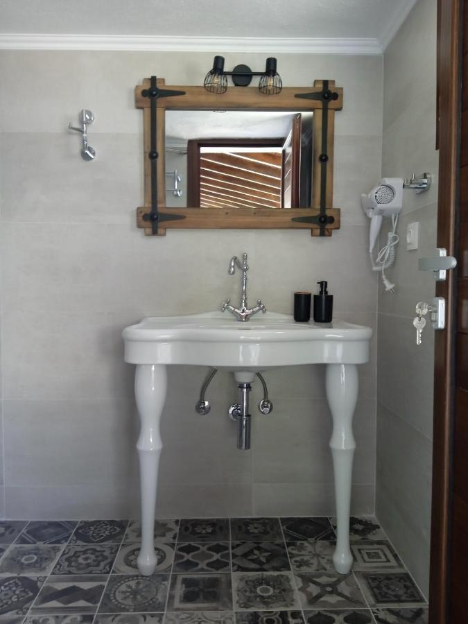 Irene Traditional Aparthotel *