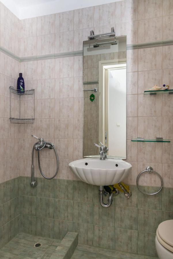Porto Sea View House - 15min From Athens Airport - Ac - Wifi - Parking *