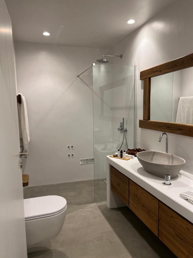 Zetine Aparthotel Sikinos