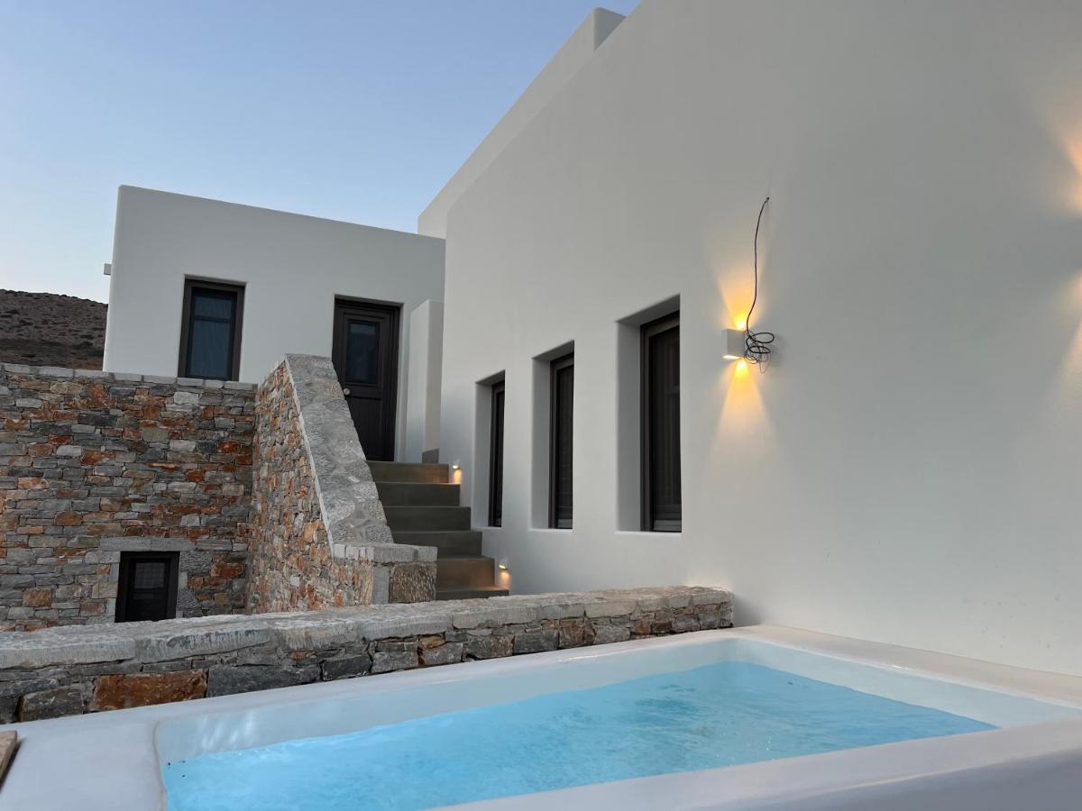 Aparthotel Zetine Sikinos