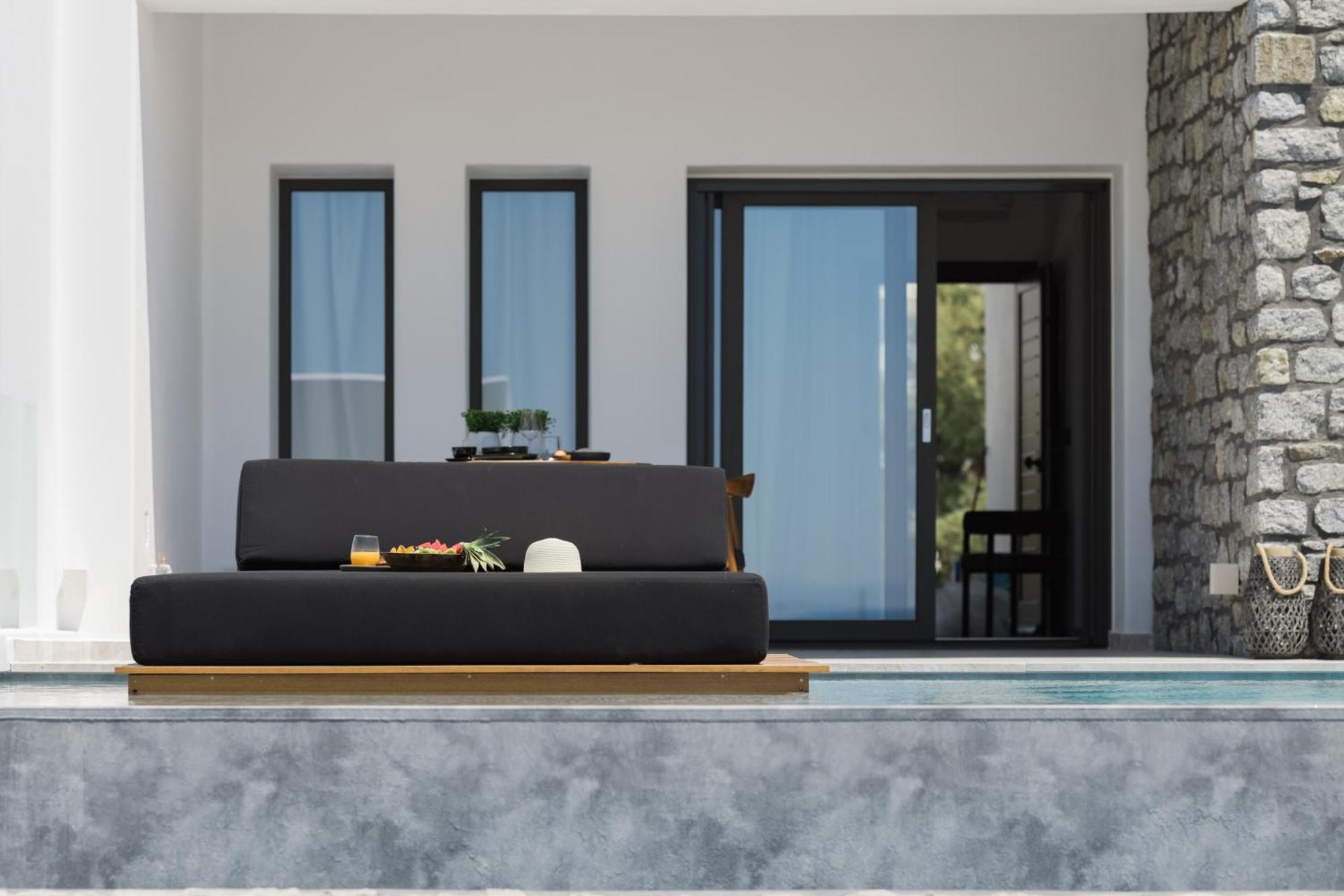 Milestones Naxos Hotel 5*