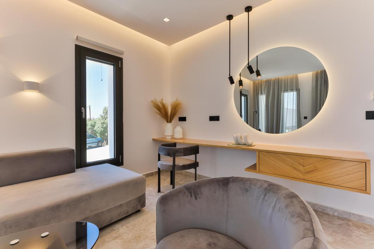 Milestones Naxos 5* Maragkas